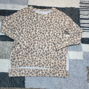 Chaser Leopard Print Long Sleeve Top Size Small